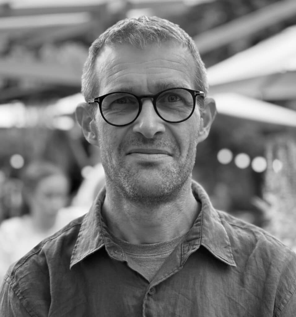 Portræt af Brian Birch Strandby, grafisk designer i Kolding